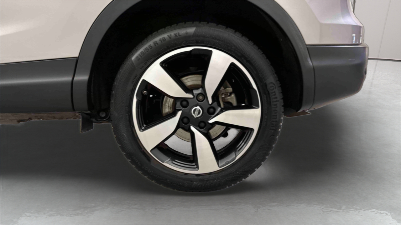 Nissan Qashqai 1.5 dCi 110 Stop/Start — photo 18