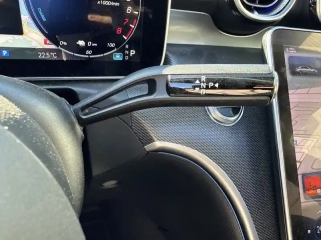 Mercedes Classe C 300 e hybrid eq berli — photo 18