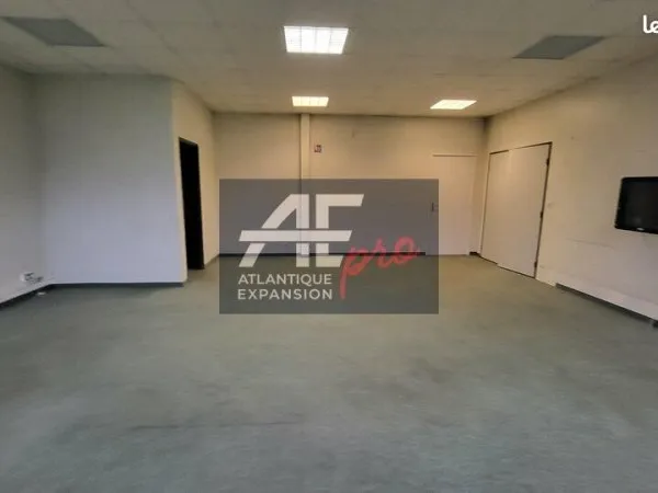 BUREAUX 240 m² PONTCHÂTEAU