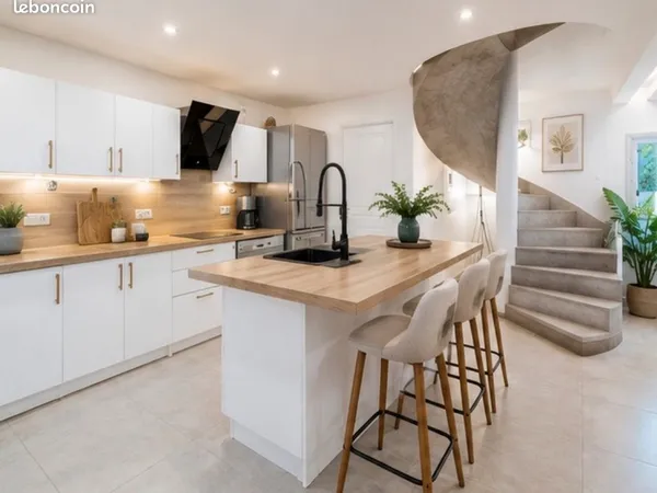 Magnifique maison Camoins village T4
