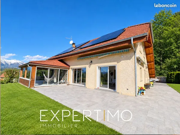 Maison 7 pièces 161 m²