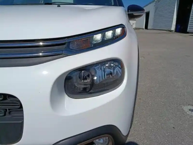 Citroën C3 societe bluehdi 100 s&amp;s feel — photo 14