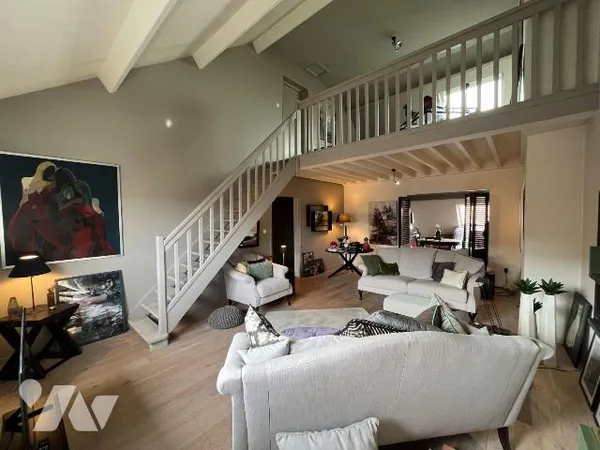 Appartement 6 pièces 141 m²