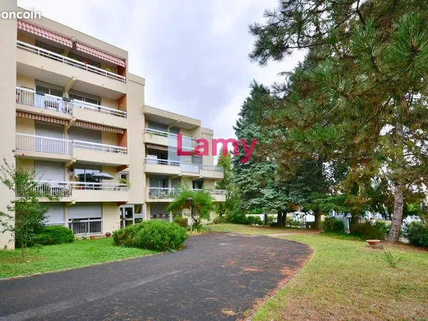 Appartement 4 pièces 81 m²