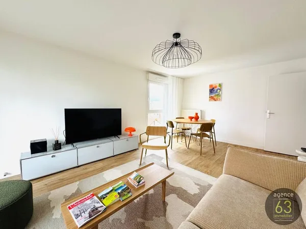 Superbe Appartement T3 meublé, en étage avec ascenseur, terras