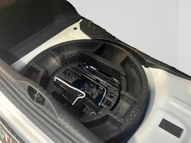 Citroën C3 1.2 puretech 83ch s&amp;s shine — photo 6