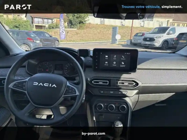 Dacia Sandero 1.0 tce 90ch journey — photo 3