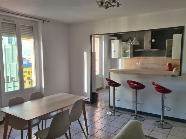 Appartement • T2 68 m2 • Etage 3/3