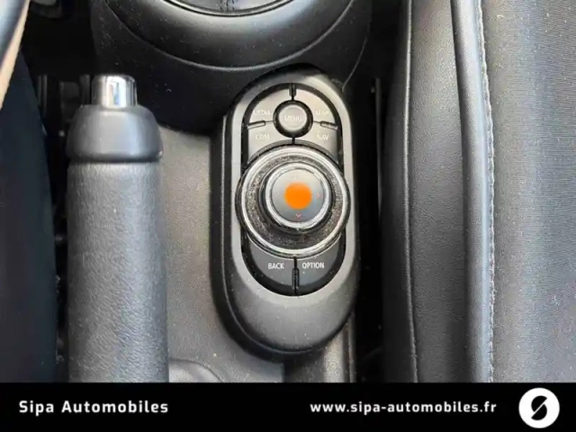 Mini Mini hatch 5 portes cooper 136 ch bva7 — photo 24