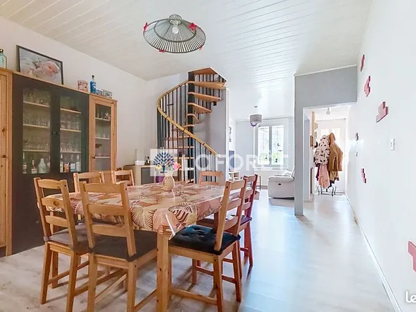 Maison 5 pièces 102 m²