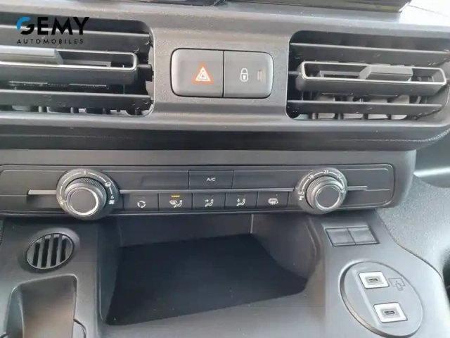 Citroën Berlingo van m diesel 100 ch manuelle — photo 14