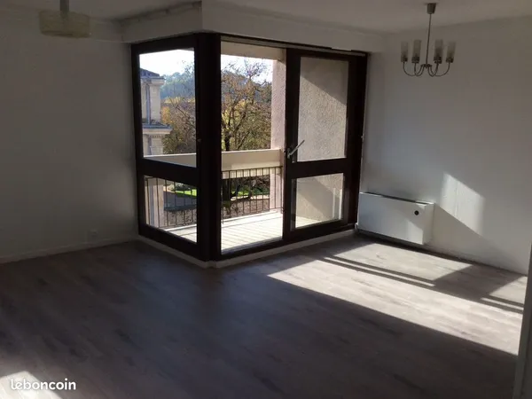 APPARTEMENT 4 PIÈCES DE 78 m2