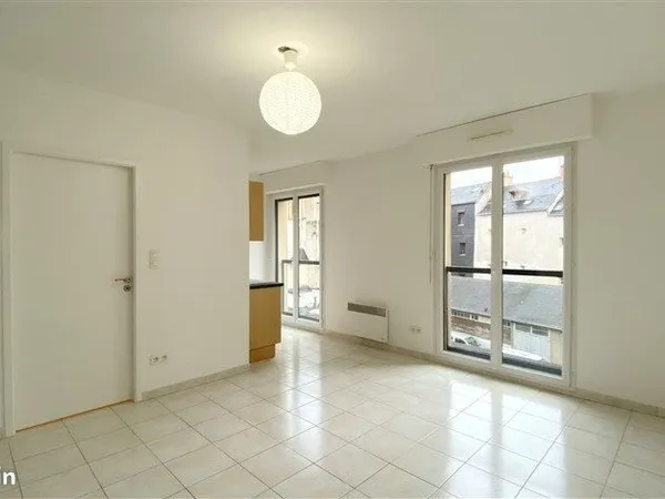 Studio 1 pièce 25 m²
