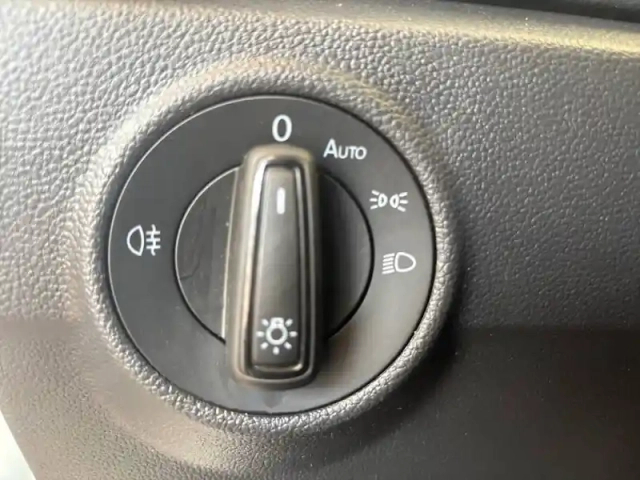 Volkswagen T-Roc 2.0 tdi 116 start/stop bvm6 — photo 55