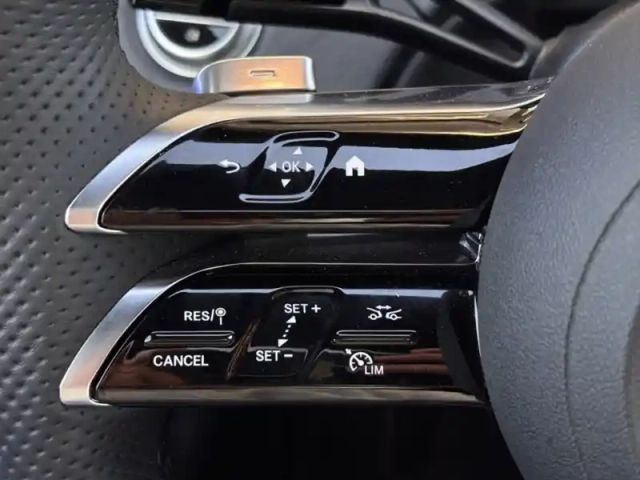 Mercedes Classe E break 300 hybrid eq amg line — photo 25