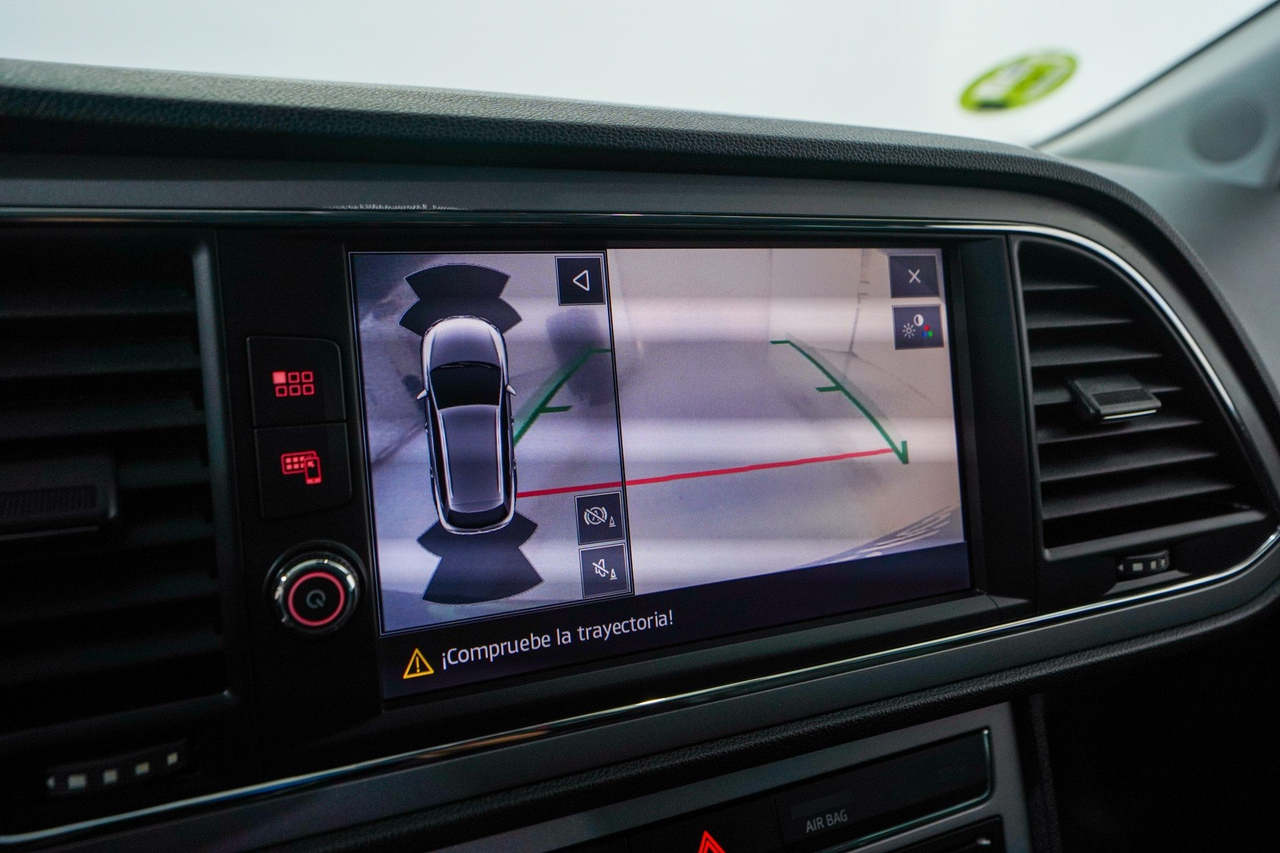 Seat Leon ST — photo 28