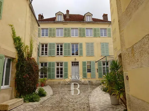 Hôtel particulier 19 pièces 750 m²