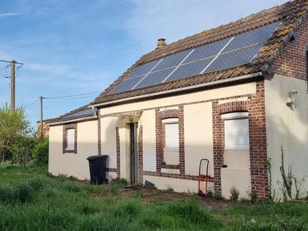 Vends maison située en campagne - 55 m² - 3 pièces, 2 chambres - Corvées-les-Yys 28240