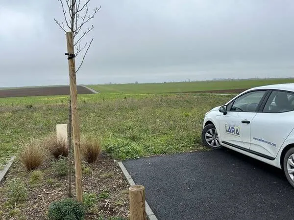 Terrain à bâtir de 342 m² à ANDILLY (17)