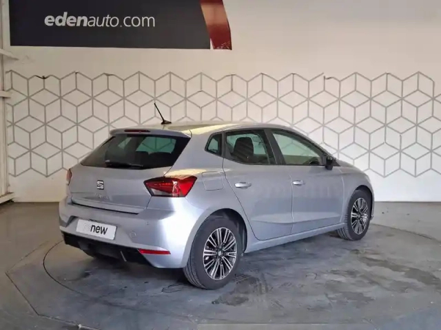 Seat Ibiza 1.0 tsi 110 ch s/s bvm6 — photo 5