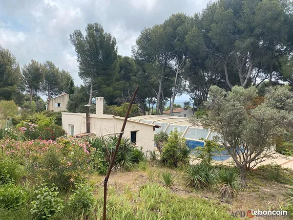Terrain 1329 m² LA FARE LES OLIVIERS
