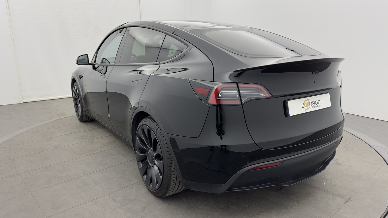 Tesla MODEL Y Performance Dual Motor AWD — photo 3