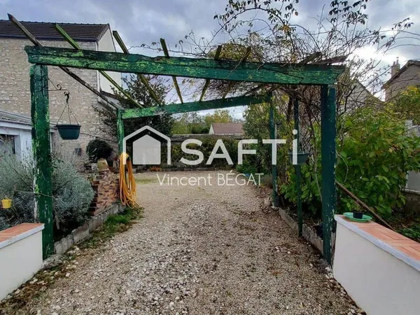 Maison 8 pièces 156 m²