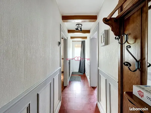 Maison 5 pièces 146 m²