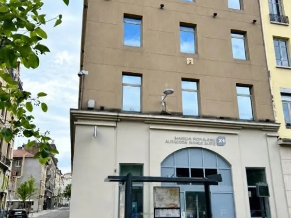 Bureaux, hôtel 78 m²