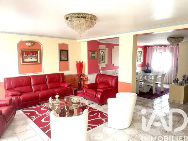 Maison 8 pièces 193 m²