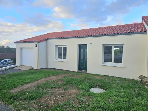 MAISON DANS IMPASSE AU CALME