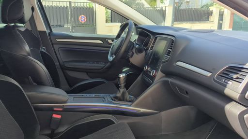 Renault Megane 1.2 TCe 130.0 - Intens – 2016 – 12170 km – Essence – Boîte Manuelle — photo 15