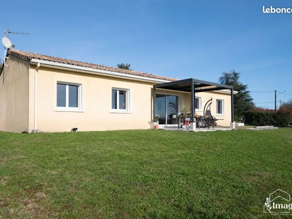 Maison de plain pied 4 pièces 100 m² quartier calme - BUSQUE