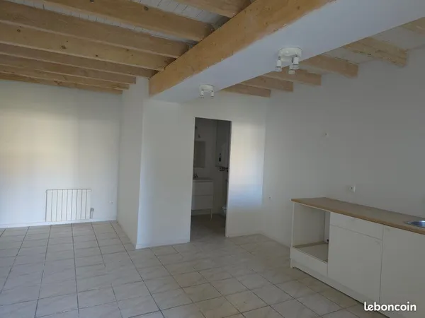 Appartement T3 avec terrasse extérieur