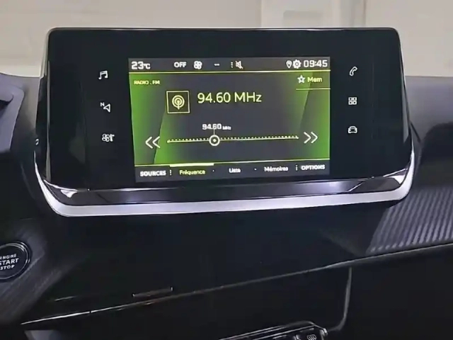 Peugeot 208 puretech 100 s&amp;s bvm6 — photo 9