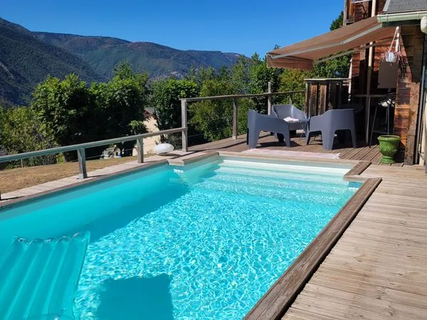 Chalet en bois massif
