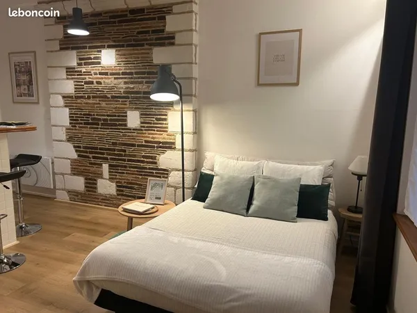 Studio 23 m² - Troyes Centre - Vendu Meublé - Idéal Investissement ou Première Acquisition