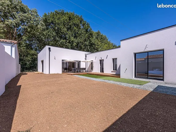 Maison 6 pièces 170 m²