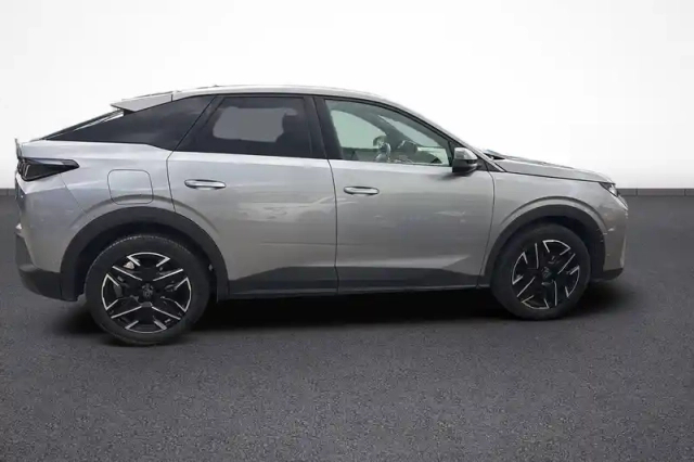 Peugeot 3008 hybrid 145 e-dcs6 — photo 49