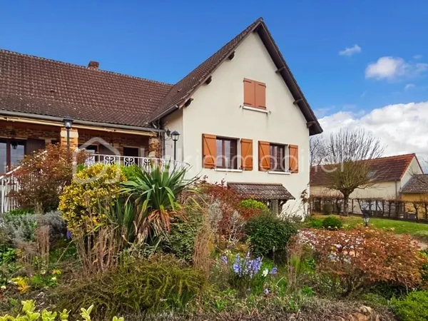 Maison 8 pièces 198 m²