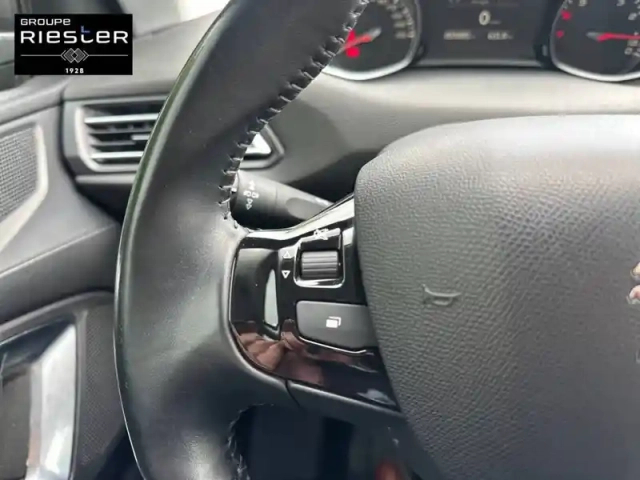 Peugeot 308 puretech 110ch s&amp;s bvm6 — photo 20