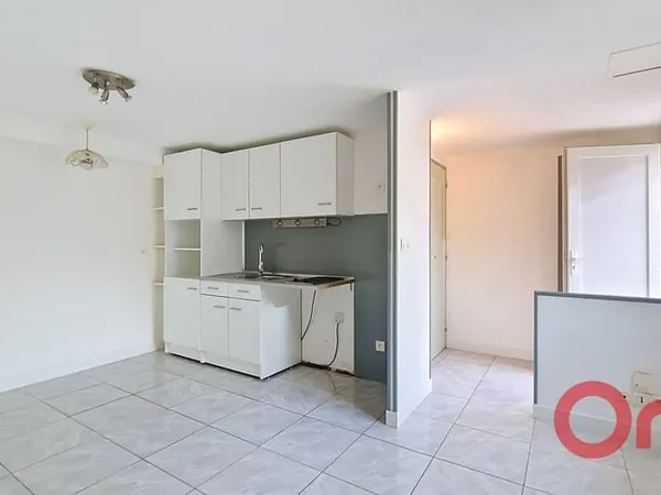 Studio 1 pièce 26 m²