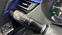 Toyota C-Hr 122h Graphic 2WD E-CVT MC19 — photo 28