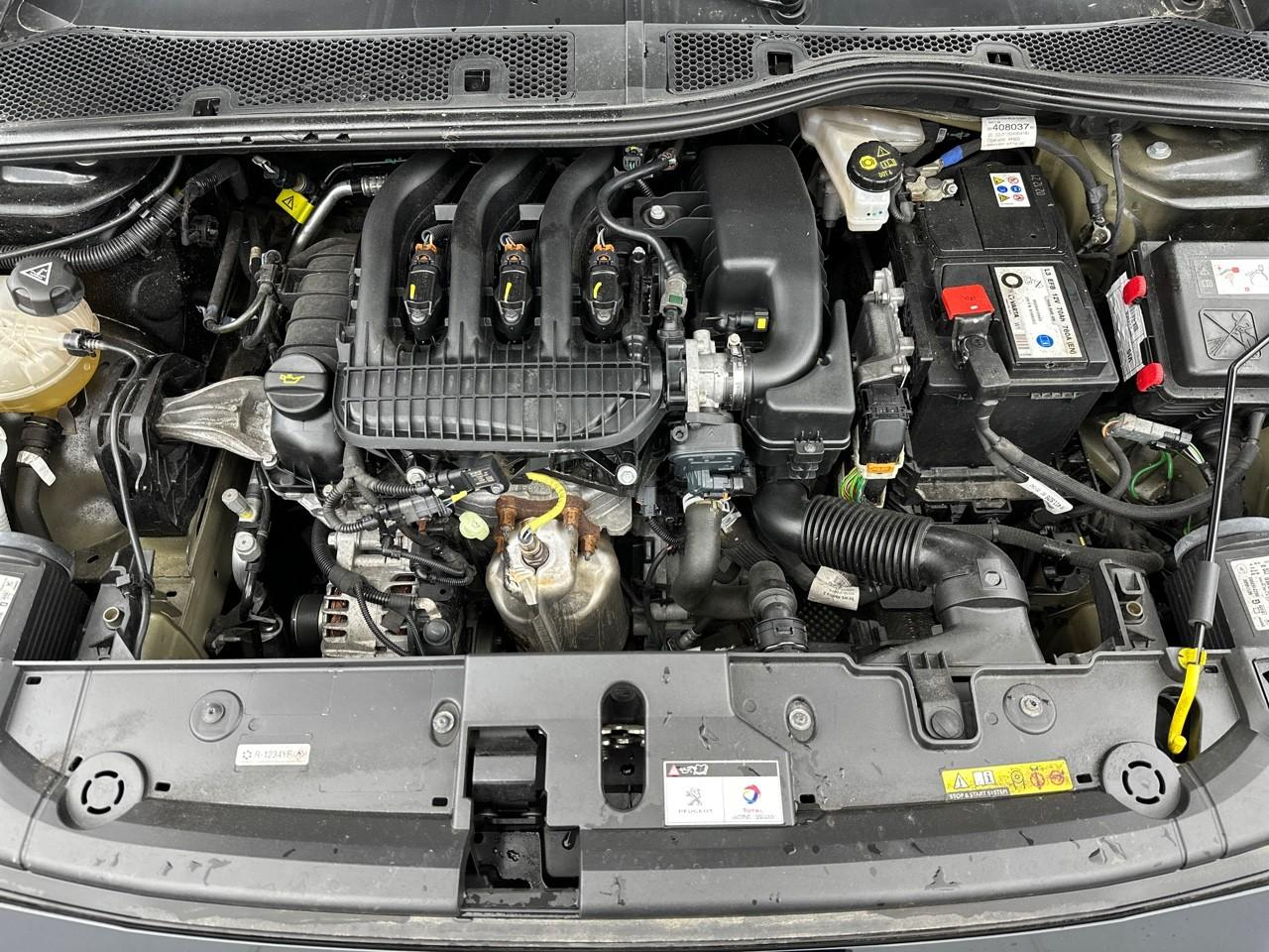 Peugeot 208 puretech 75 s&s bvm5 like — photo 13