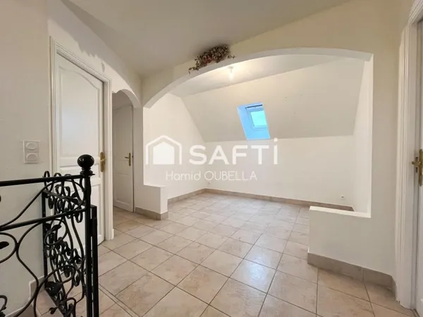 Rare à Beaumont-sur-Sarthe - Maison familiale 5 chambres avec jardin