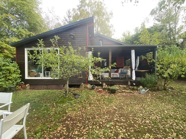 Chalet avec vue sur le lac de Vassivière