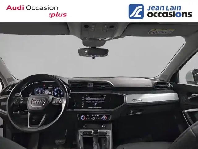 Audi Q3 sportback 35 tfsi 150 ch s tronic 7 — photo 18