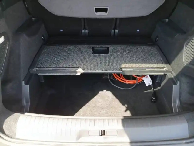 Peugeot 5008 plug-in hybrid 225 ch e-dcs7 — photo 20
