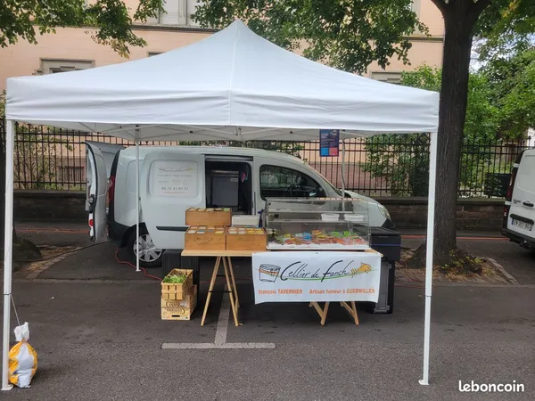 Fond de commerce poissonnerie, voiture, vitrine, emplacement marché et matériel de production