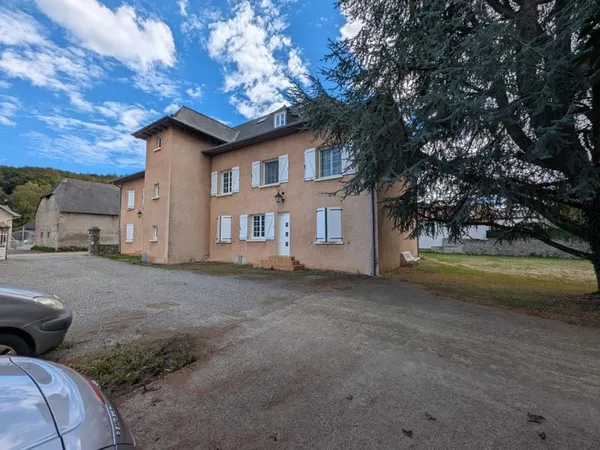 Immeuble à vendre ADE (65)